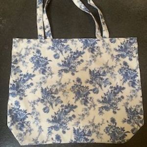 NEW LoveShackFancy x Beach Riot Tote